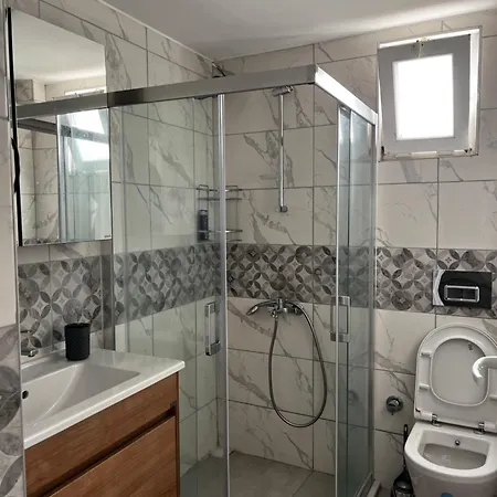 Kirevi - Airport Casa de Férias *